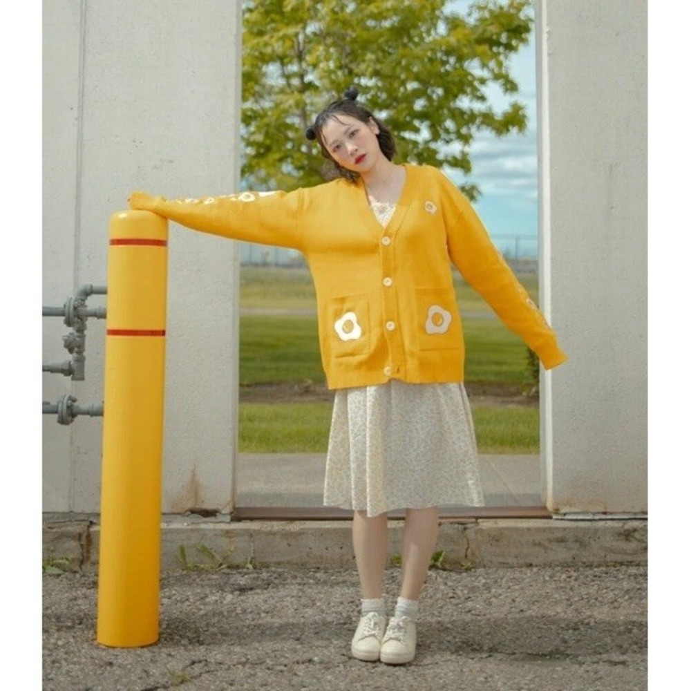 Kinwamonster NWT Egg Yellow Knit Cardigan 100% cotton Whimsical Pop Culture Sz L